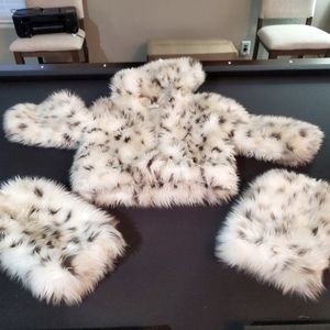 Absolutely GORGEOUS Donna Salyers girls fabulous faux fur jacket & boot covers